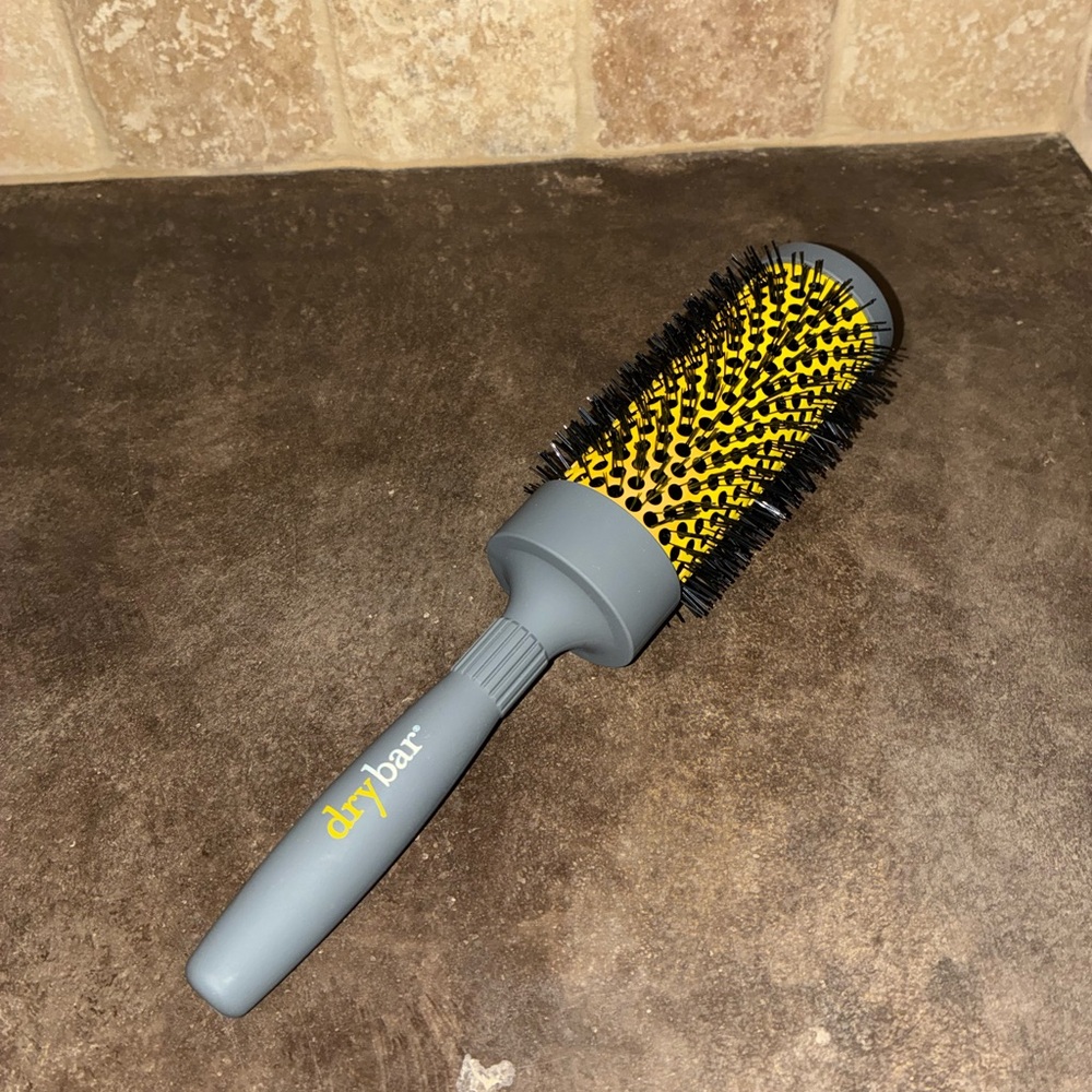 Drybar Vibrant Yellow and Gray Styling Brush